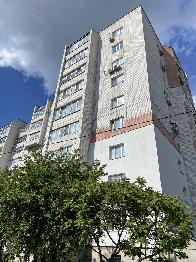 Продам розкішну 4х кім. квартиру в ЦЕНТРІ