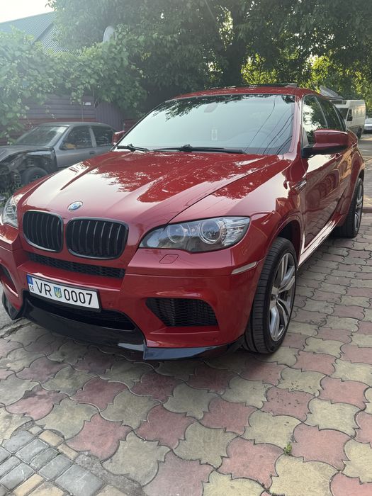 BMW X6M e71.