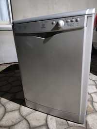 Посудомийна машина INDESIT DFG 262 S EU