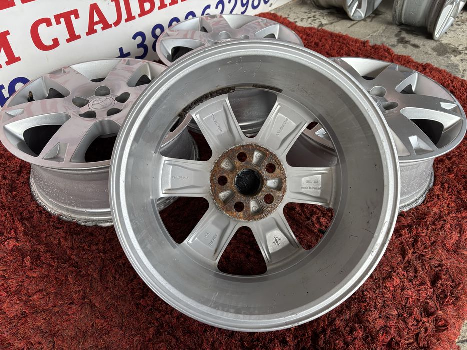 Original Toyota Avensis Corolla Prius R16 5x100