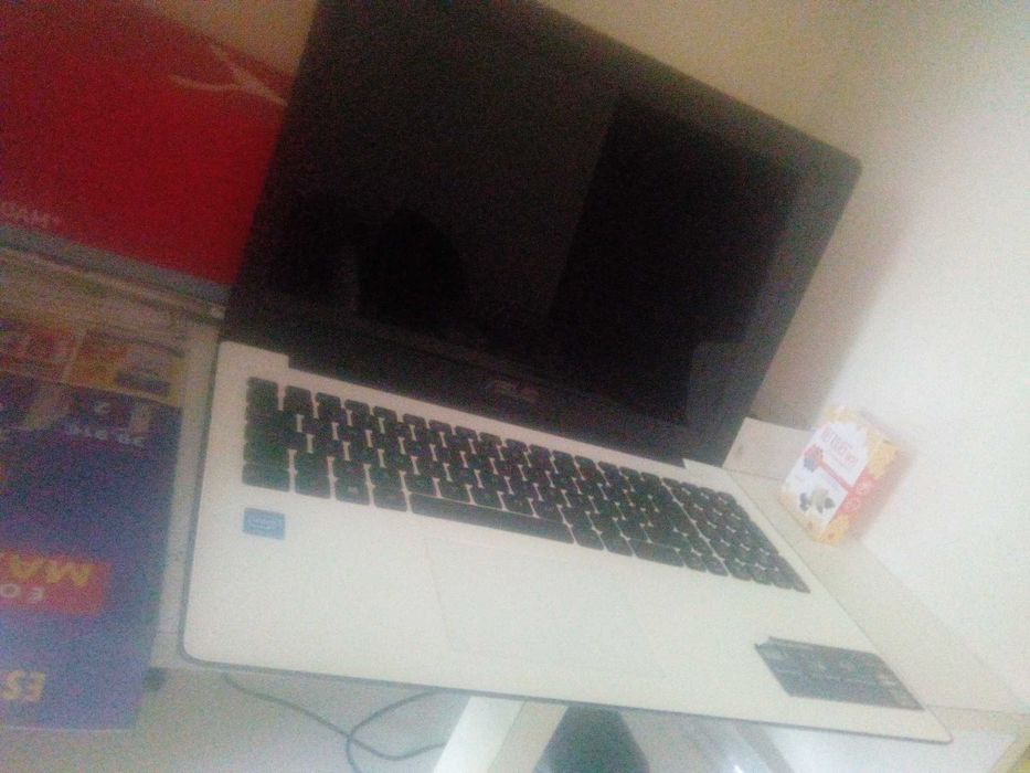 Asus pc sem carregador sem garantia