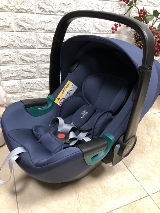 Автокрісло Britax Römer BABY-SAFE iSENSE Група 0+ (0-13 кг) брітакс