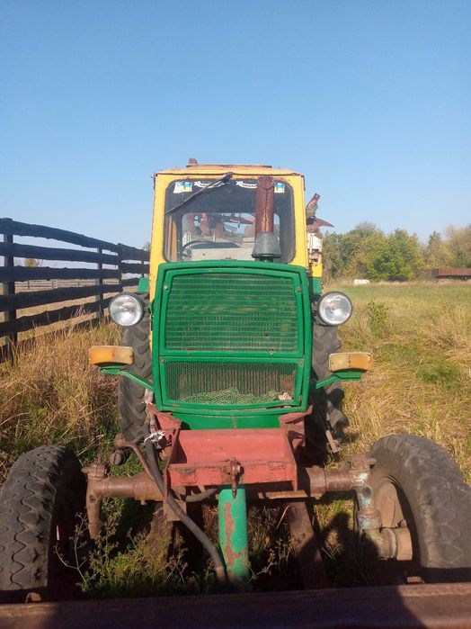 Трактор ЮМЗ  с документами + навесной культиватор кпс 4.2