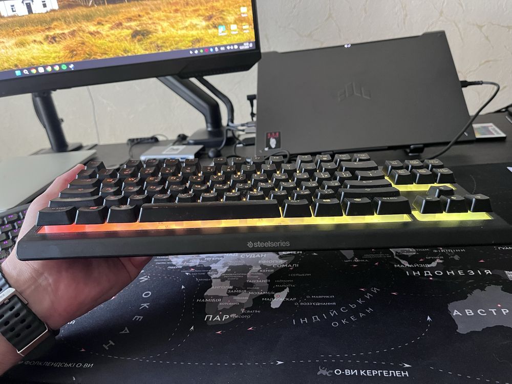 Клавиатура  steelseries apex 3 tkl