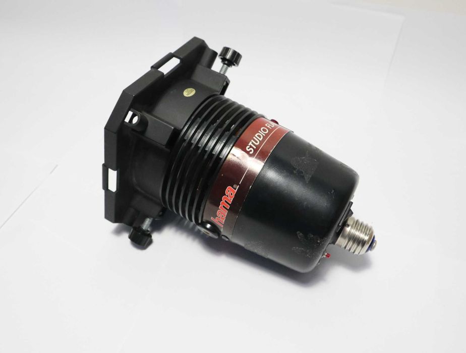 Lampa studyjna HAMA SF-30E w komplecie z dyfuzorem SOFTBOX - gwint E27