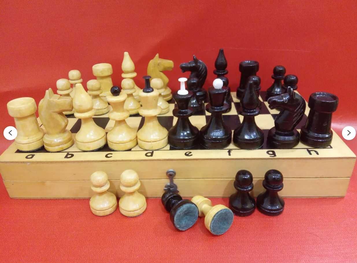 Советский деревянный набор шахмат