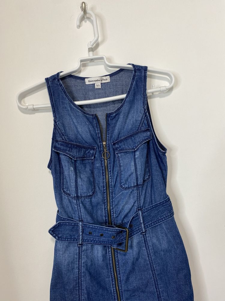 Джинсовое платье сарафан Abercrombie & Fitch Xs