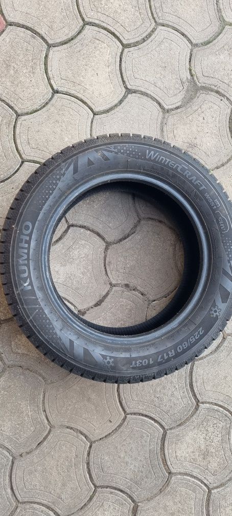 К-т зимових шин Kumho 226/60/17