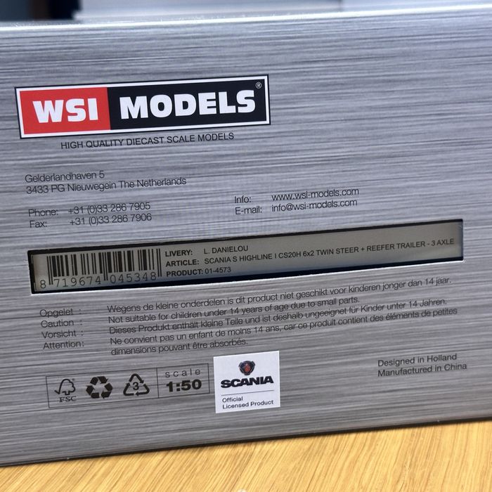 Model 1:50 WSI Scania S Highline 6x2 + naczepa