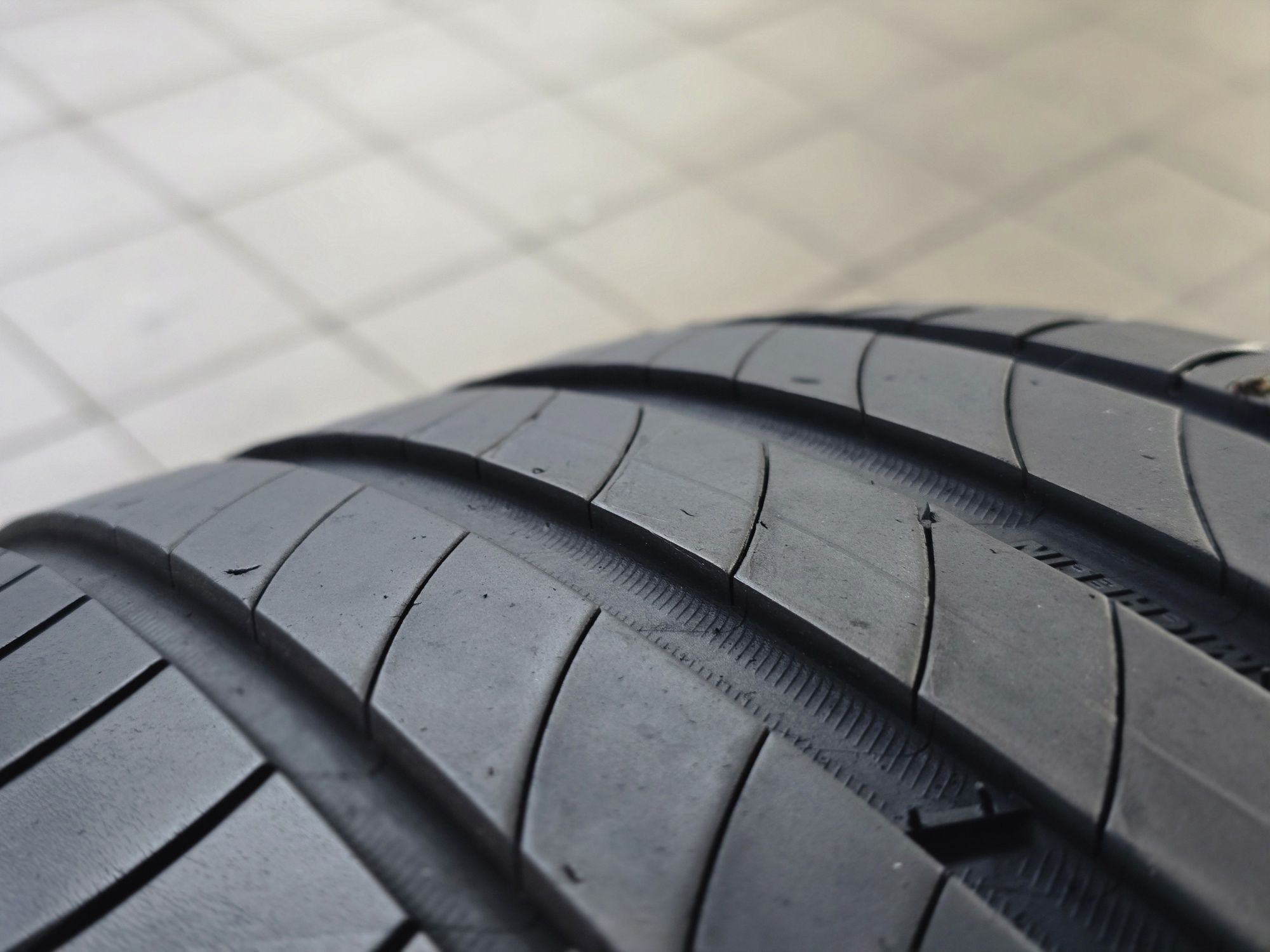 Pneus 225/55 R18