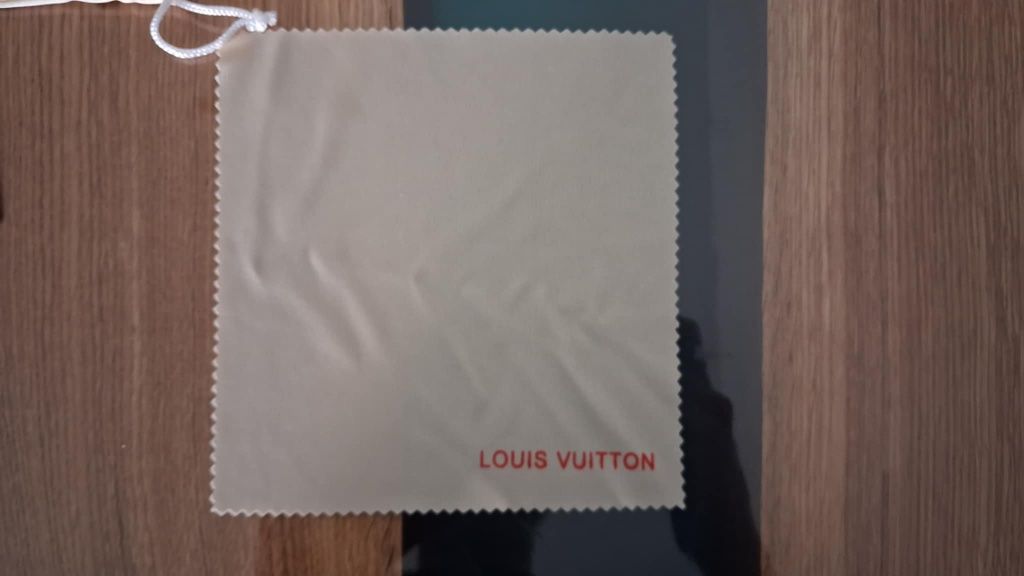 okulary przeciwsłoneczne Louis Vuitton