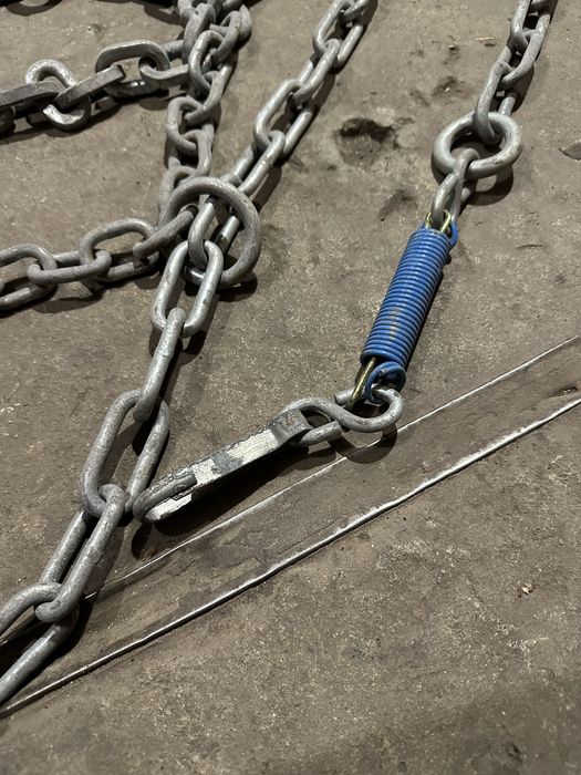 Лацнюги на вантажівку 315/70/22.5