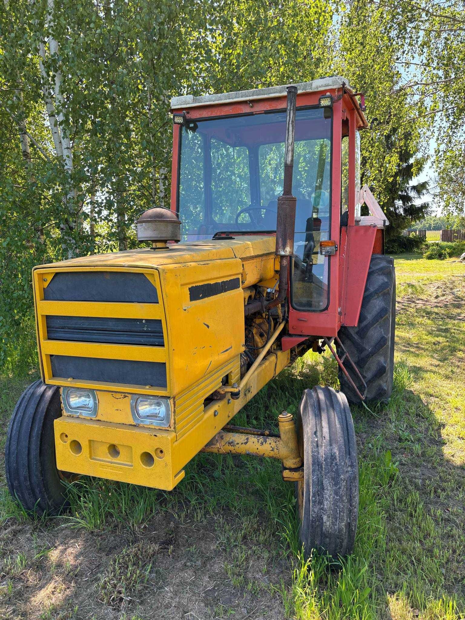Ciągnik Renault 851, silnik MWM-4