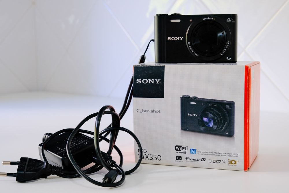 Sony Cyber-shot DSC-WX350