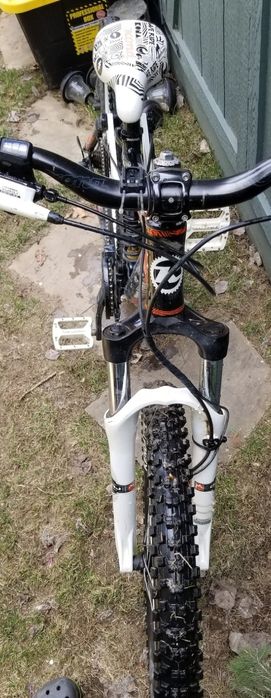 Велосипед двухподвес Kona Stinky