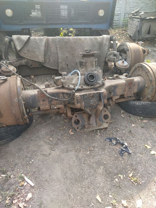 Продам задний мост маз