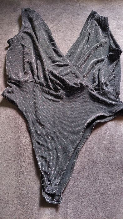 Продам платье, боди, юбку