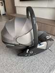 Fotelik Cybex Cloud Z i-size Manhattan Grey nosidełko