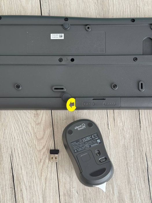 Комплект (клавіатура, миша) Logitech MK295 Wireless Combo Black NL