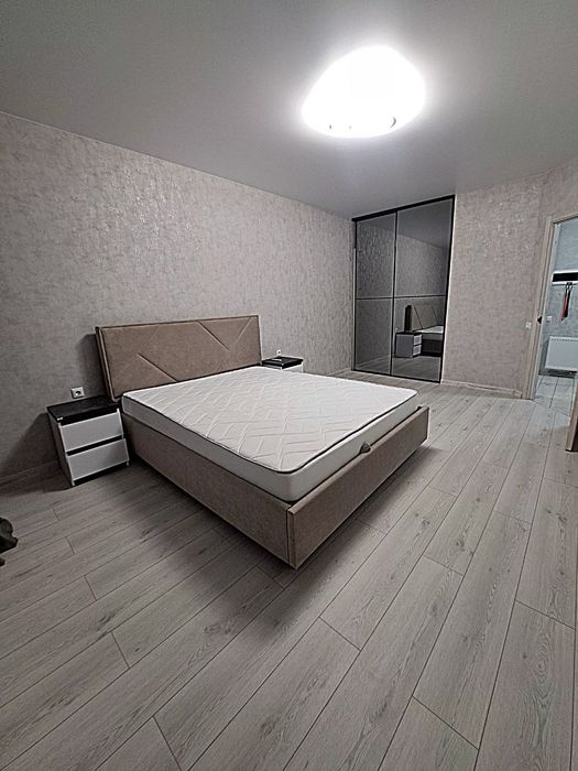 Оренда 1к Озерна Перша Здача Агора