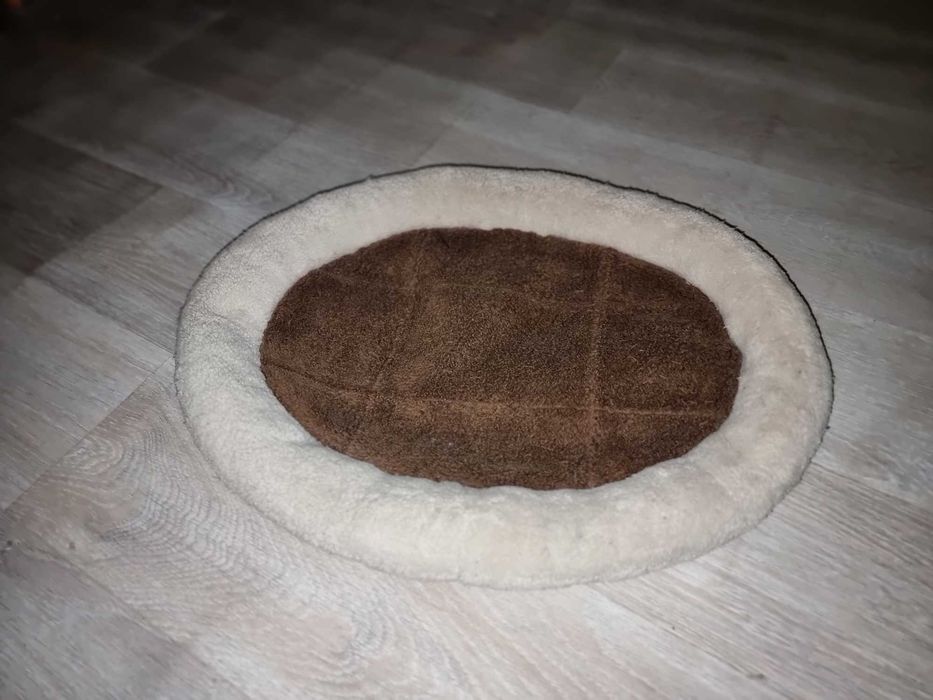 Dwa Legowiska dla kotka , pieska