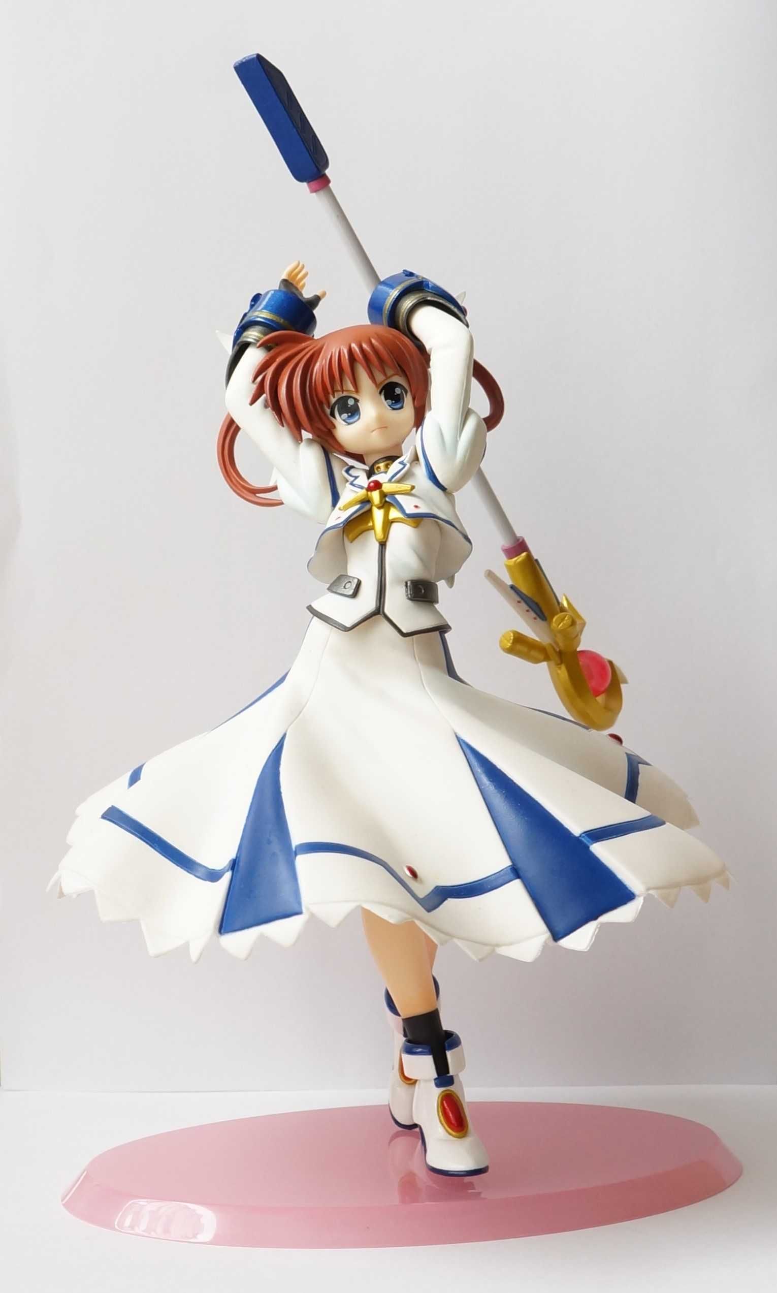 figurka manga anime - Nanoha Takamachi