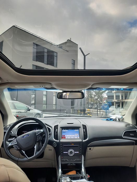 Ford EDGE Titanium