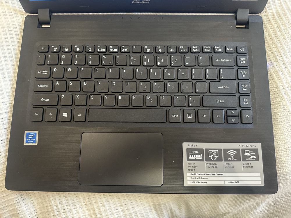 Laptop Acer Aspire 1 - stan idealny, cena do negocjacji