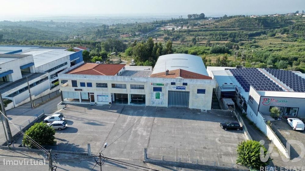 Espaço Comercial T2 em Oliveira do Hospital e São Paio de Gramaços de