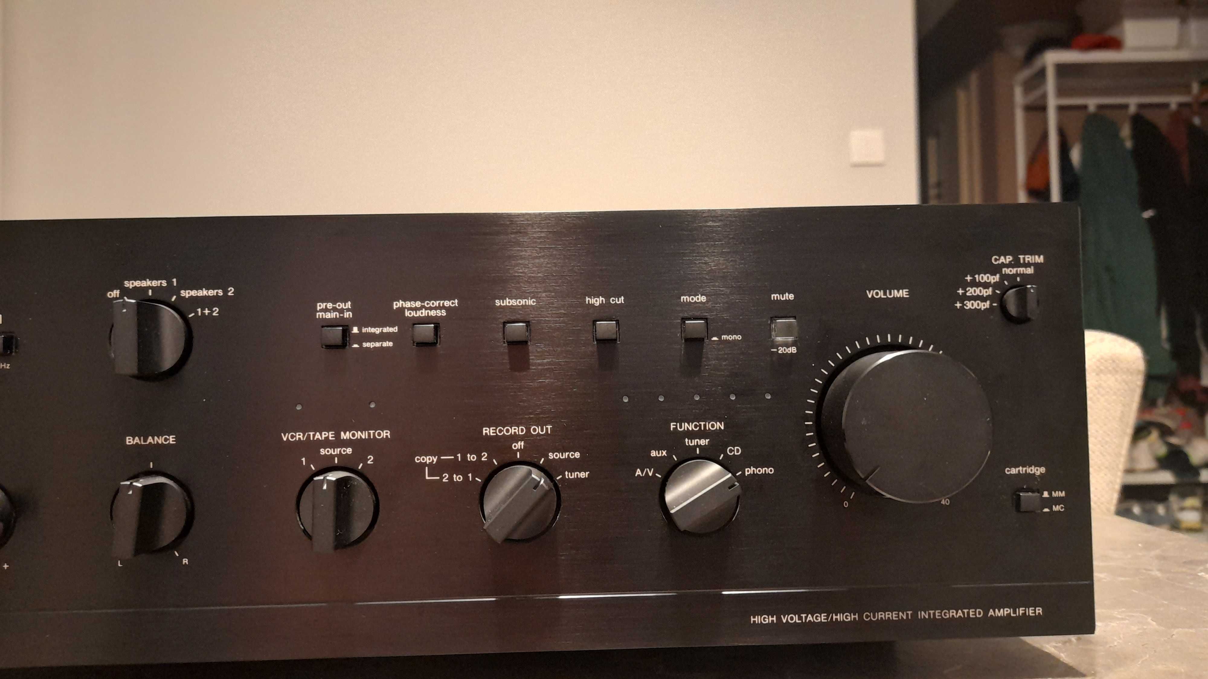 Porządny wzmacniacz stereo Harman Kardon  PM 665 VXI