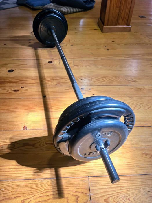 Barras e Discos Musculaçao