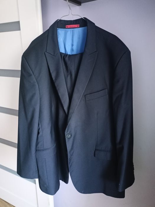 Garnitur męski granatowy
