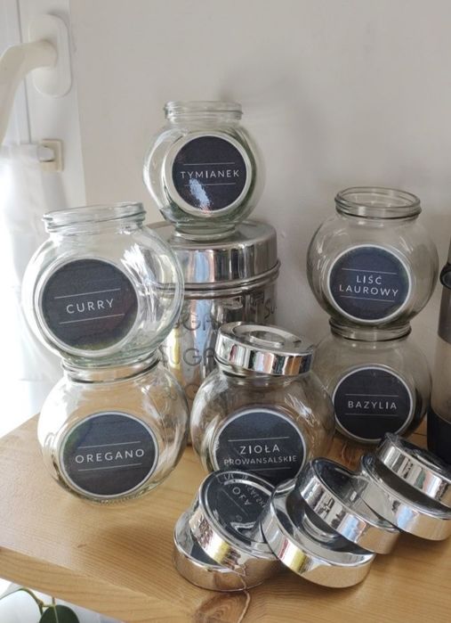 Pojemniki na przyprawy