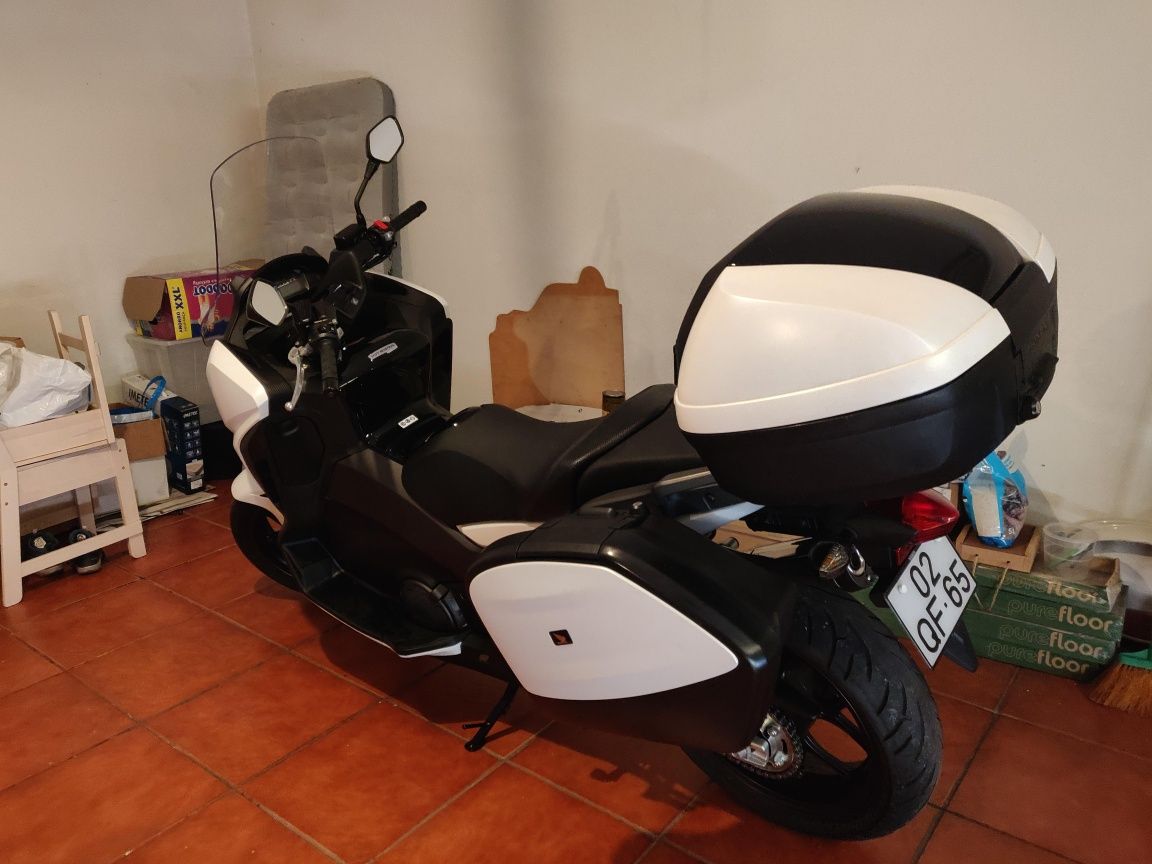 Honda Integra 750D 9000km!!
