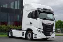 Iveco S-WAY / 530 / RETARDER / KLIMA POSTOJOWA  / 2022 ROK / PO KONTRAKCIE SERWISOWYM