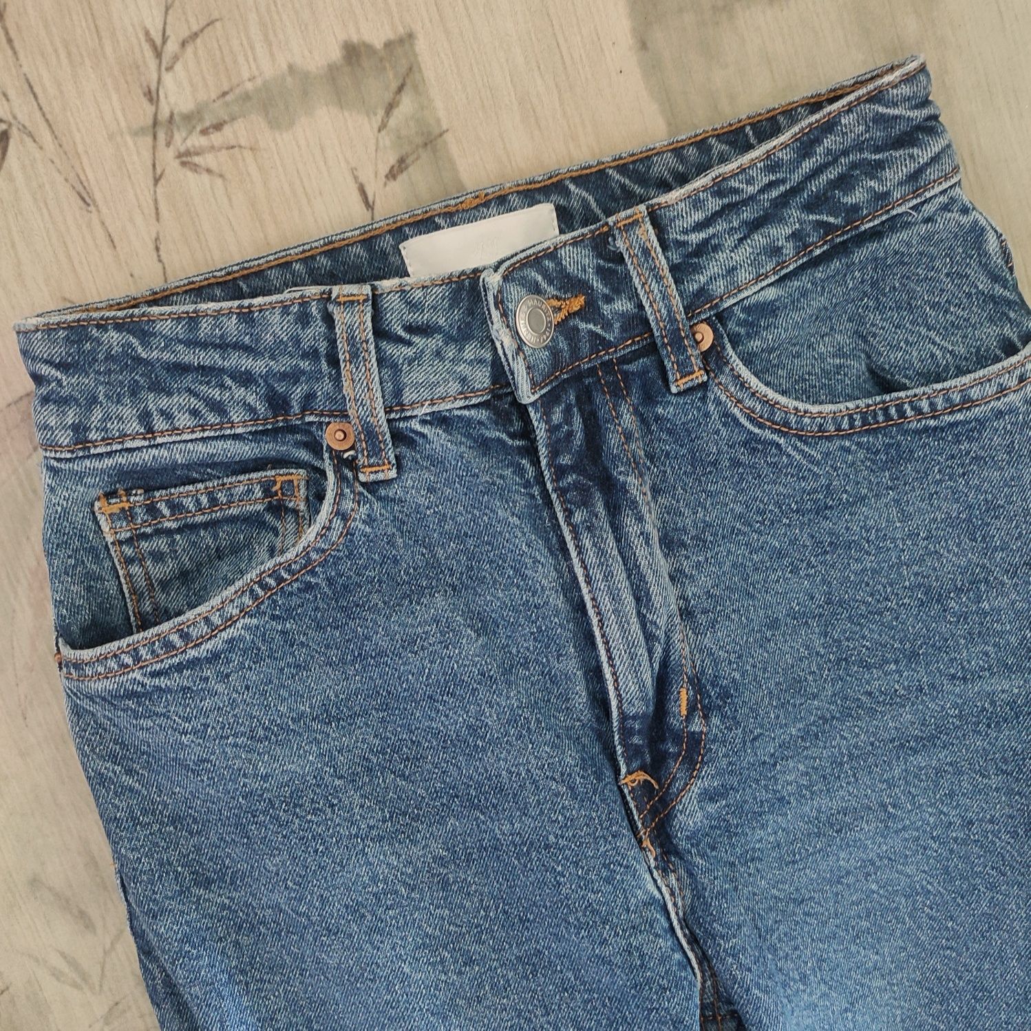 Джинсы H&M EUR 34, XS