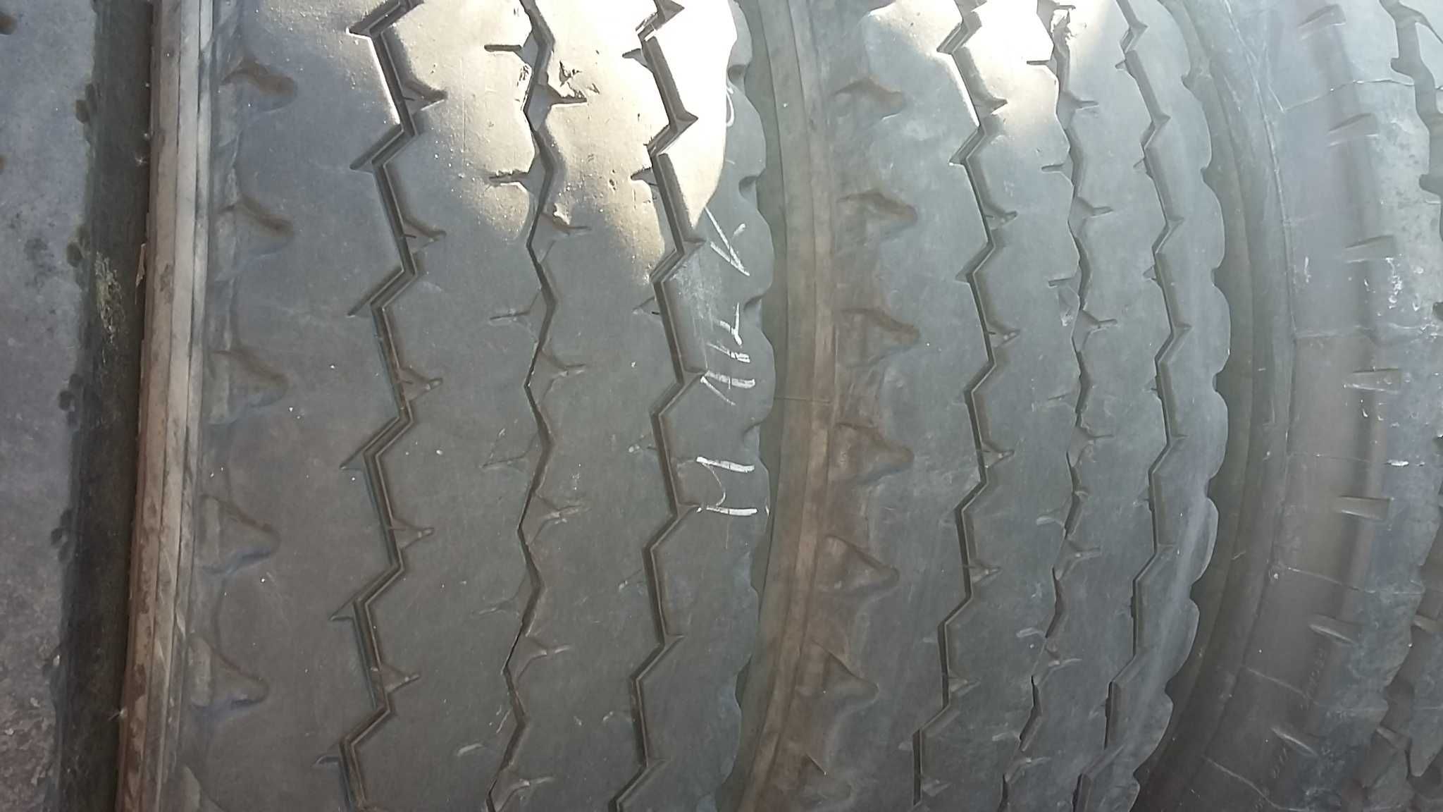 opony prowadzące 295/80R22,5 opona używana Firestone UT300