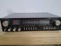 Amplituner Grundig R-1000.