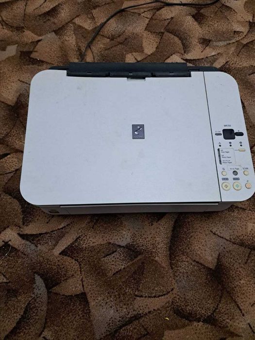 Принтер бу струменевий робочий Canon PIXMA MP250 сканер ксерокс А4