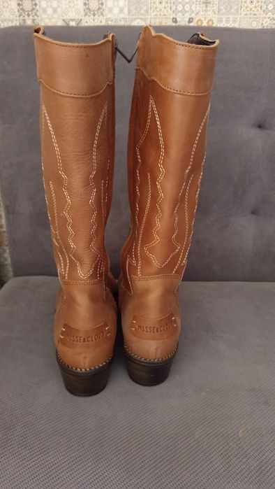 Нові високі чоботи ботфорти натуральна шкіра коричневі жіночі 40