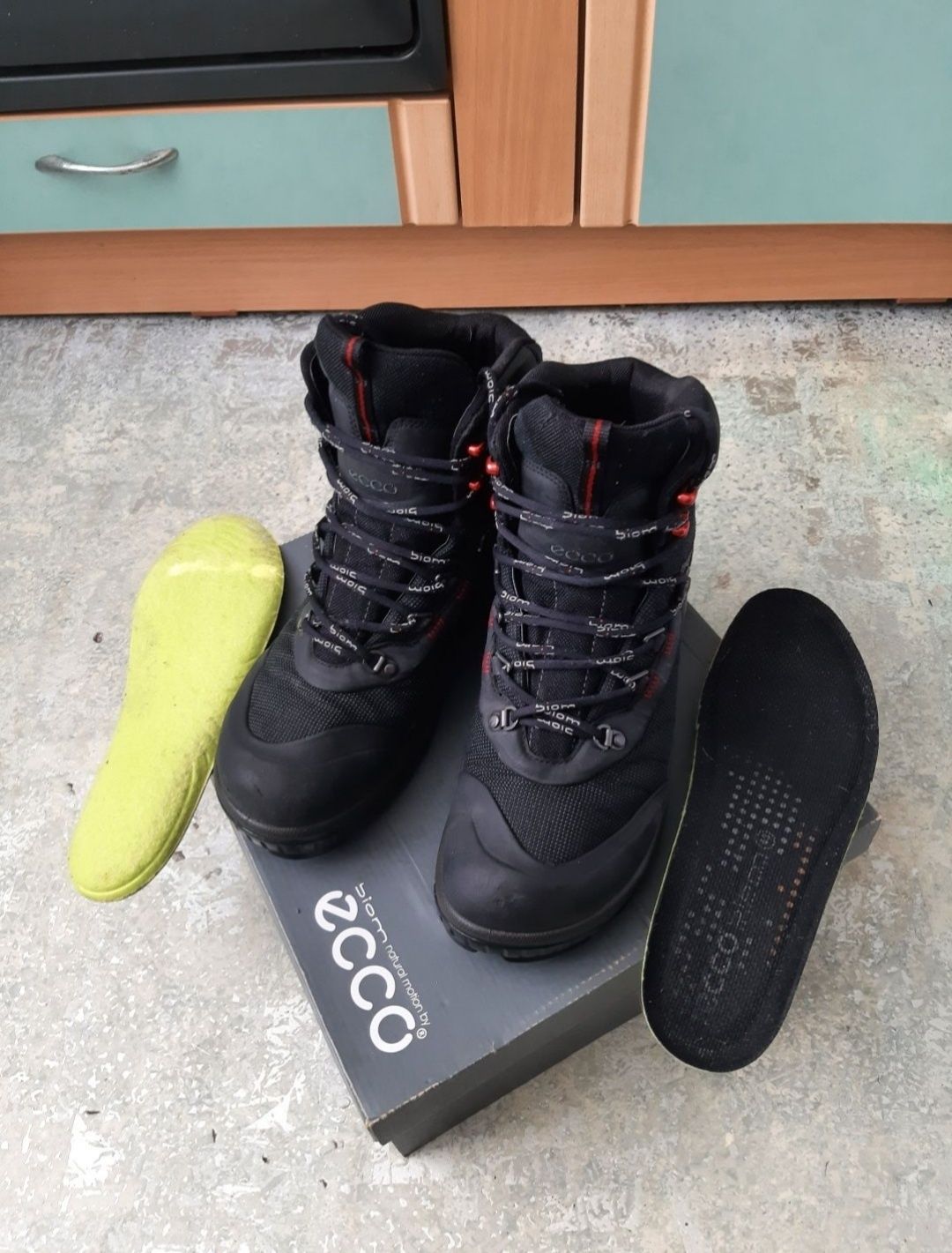 Ботинки ECCO Biom HIKE. Gore-tex . Таиланд.  Размер 43