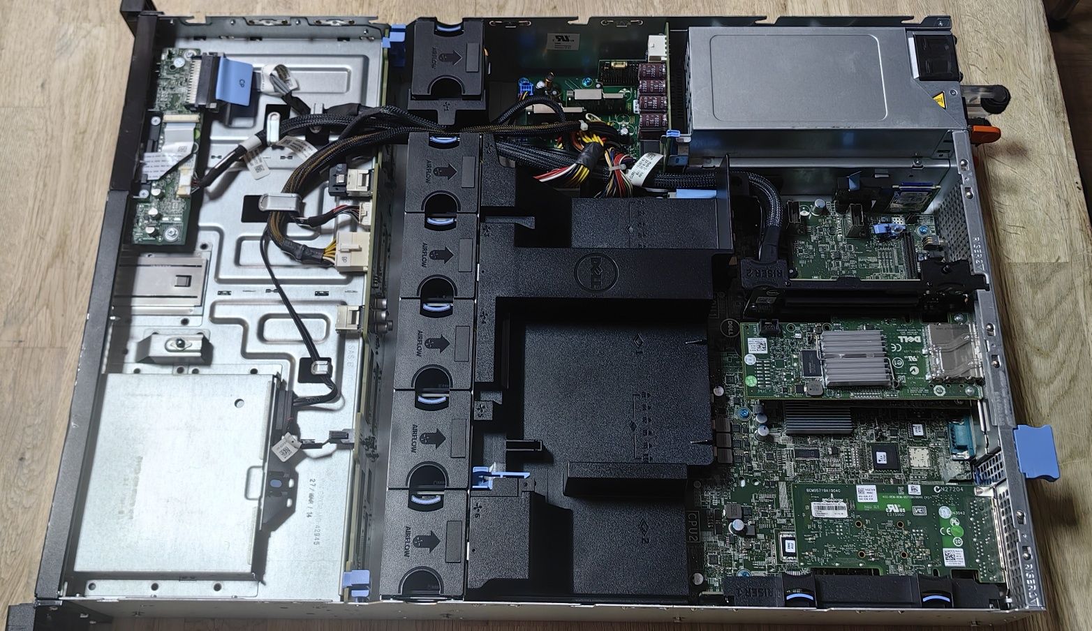 Сервер Dell PowerEdge R520/Xeon E5-2420v2 x2/Ram 128Gb/HDD No