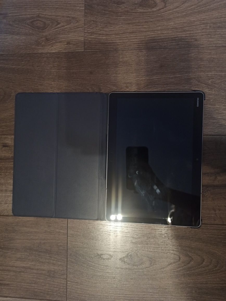 Tablet huawei mediapad m3 lite 10 + etui