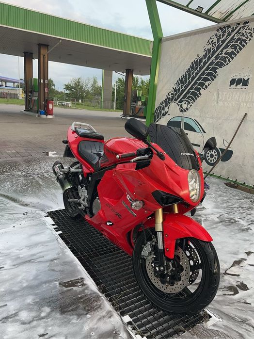 Мотоцикл  Hyosung GT 250R продам