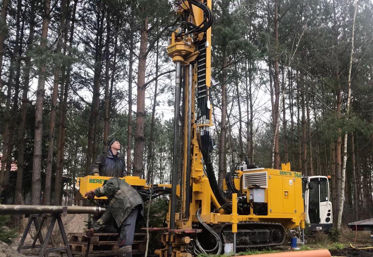 Studnie ogrodowe Studnie wiercone Studnie Głębinowe PRODIG
