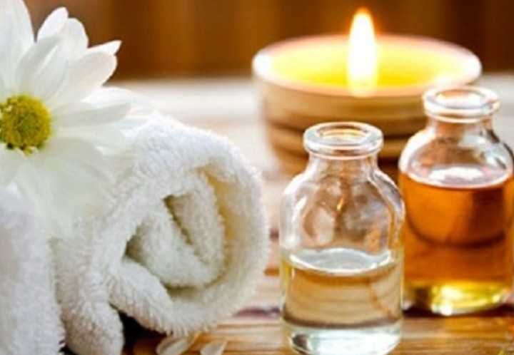 Massagista com formação em massagem...relaxamento muscular.