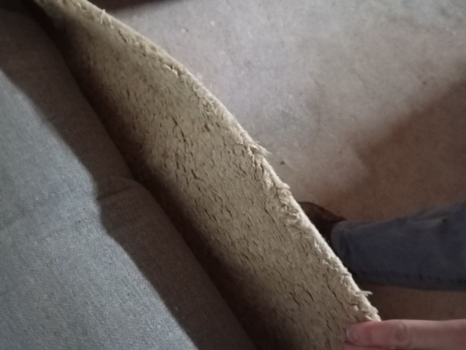 Carpete em segunda mão