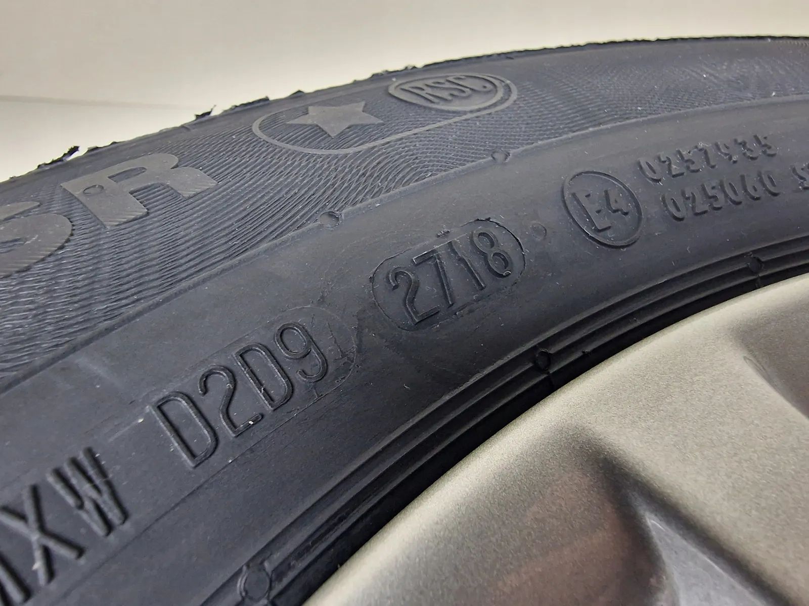 NOWE Felgi Koła BMW 16 E90 E91 E36 E46 F30 F31 E87