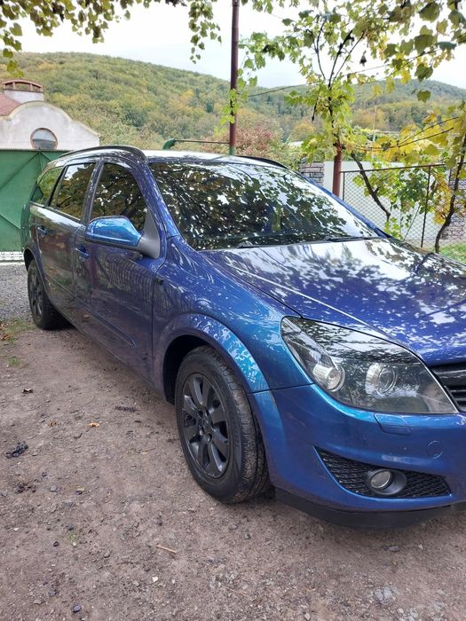 Продам Opel Astra h