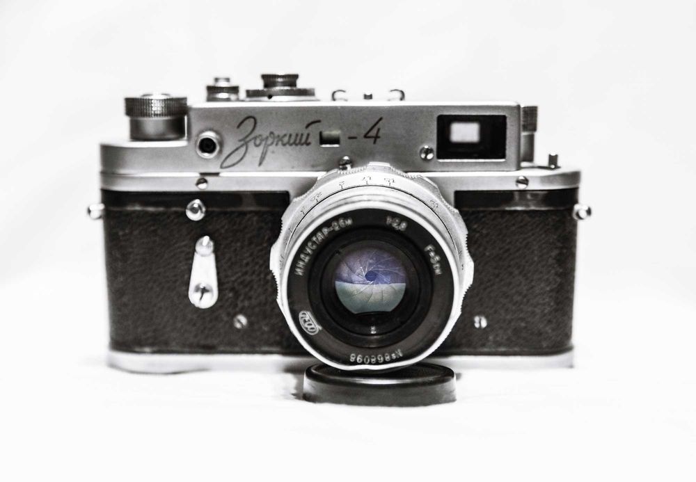 Zorki 4 ( napis w cyrylicy ) SPRAWNA / tylko korpus /